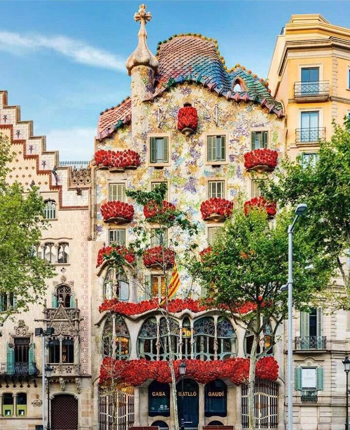 აღმოაჩინე ბარსელონა