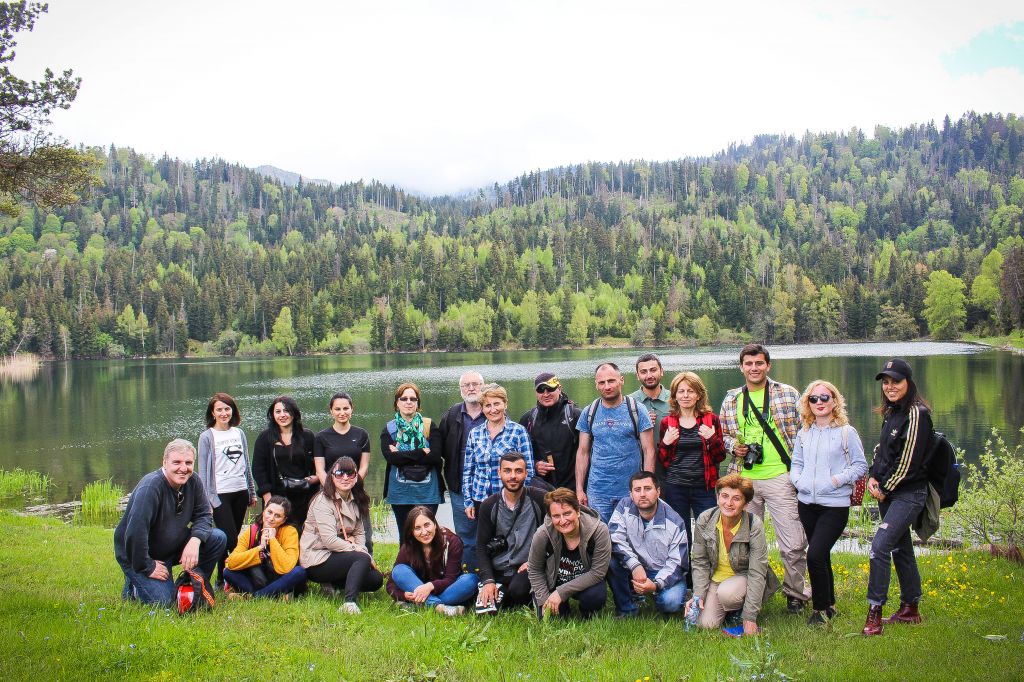 კახისის ტბა - დაბაძველი