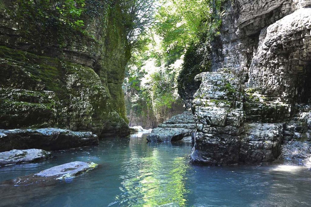 ეგზოტიკური დაუვიწყარი ტური მარტვილის კანიონზე- ლ