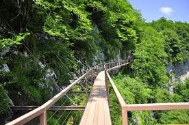 მოინახულეთ ულამაზესი მარტვილის კანიონი, მარტვილის მონასტერი და დადიანების სასახლე მხოლოდ