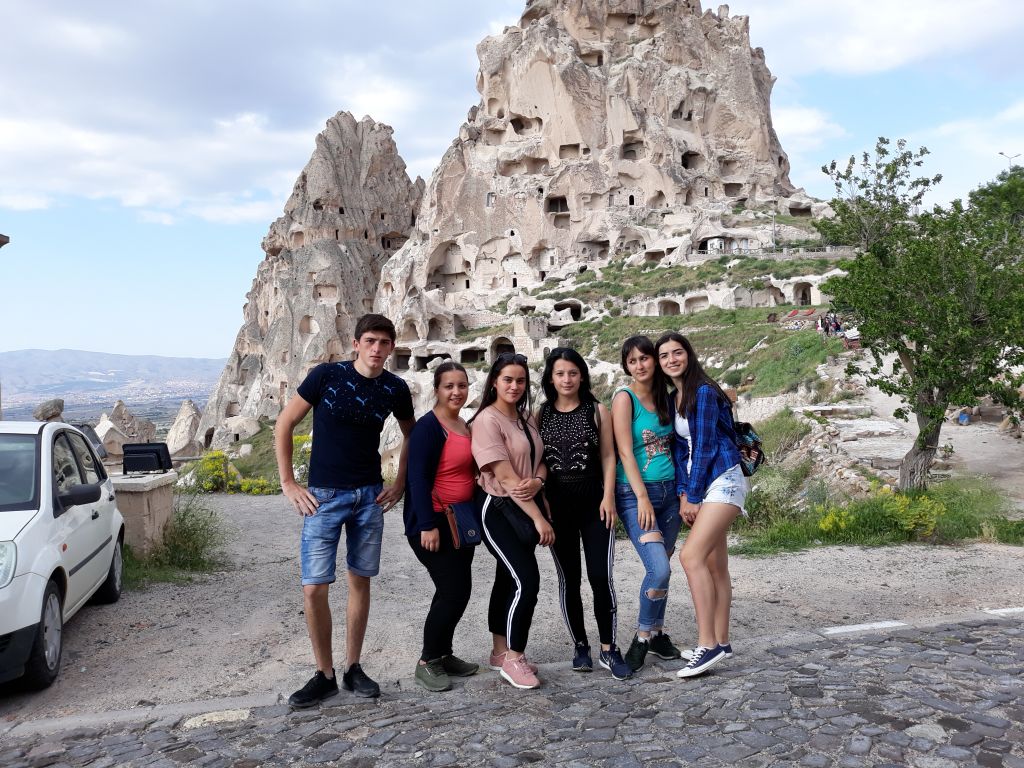 ტურები კაბადოკიაში გრძელდება < - ივნისი.