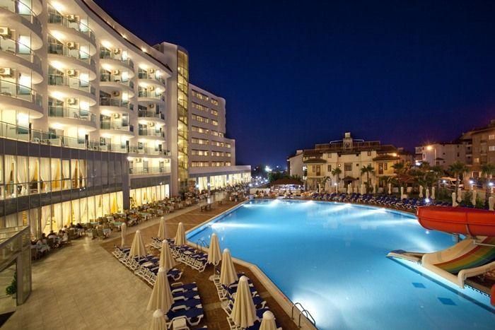 Last Minute tour to a luxurious Ultra All Inclusive 5 star hotel in Turkey