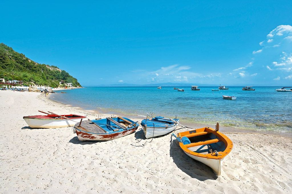 შოპინგი, ღამის ცხოვრება, დასვენება ეს ყველაფერი ხდება ჰალკიდიკში