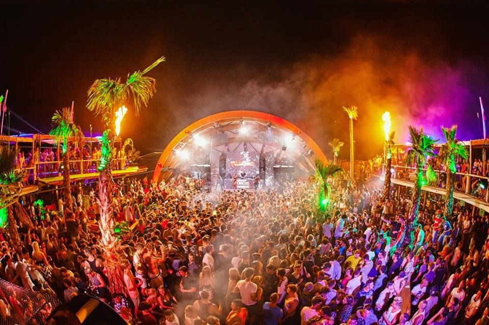 მუსიკალური ფესტივალი ოკეანის კუნძულზე!