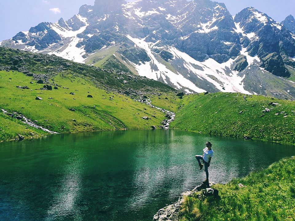 აბუდელაურის ფერადი ტბები - ZooM - ივლისს