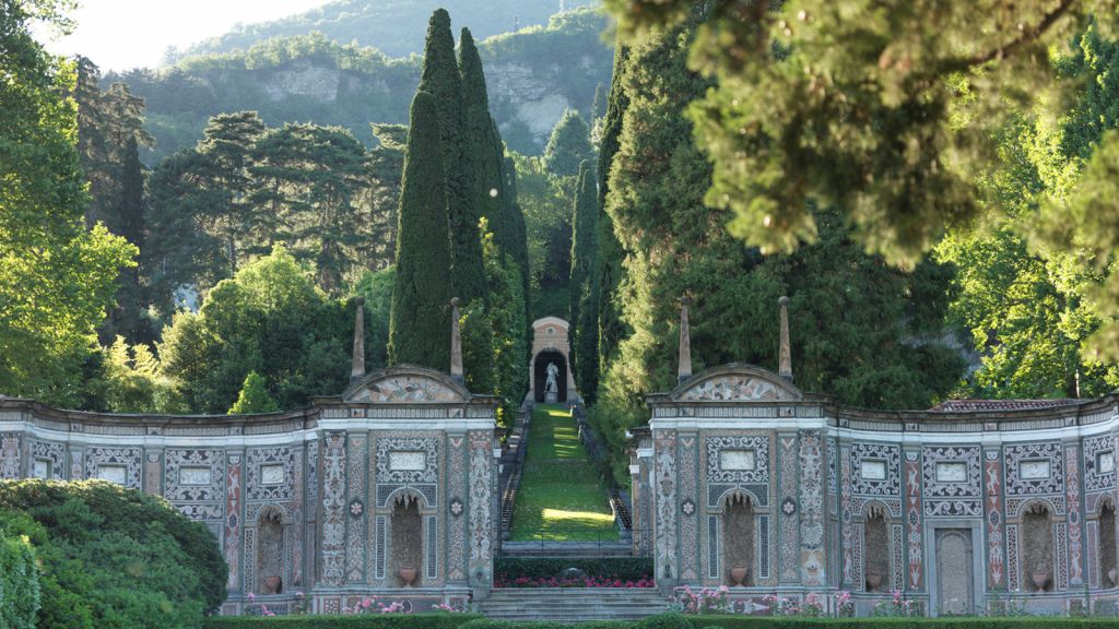 მილანი -