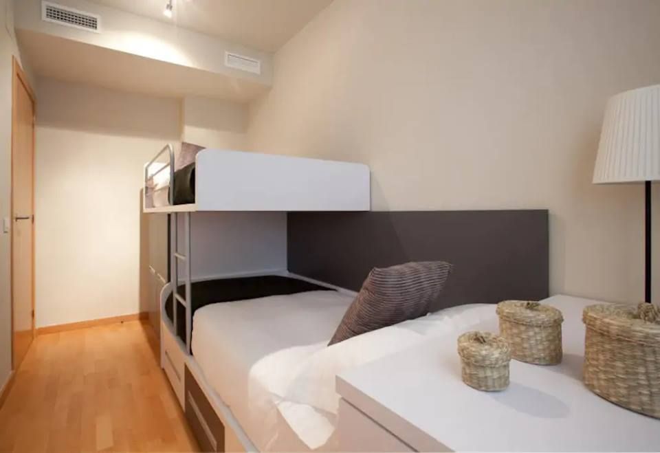 აპარტამენტი ბარსელონაში - დღე !