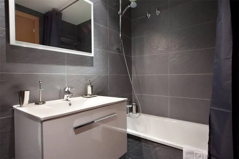 აპარტამენტი ბარსელონაში -  დღე  !