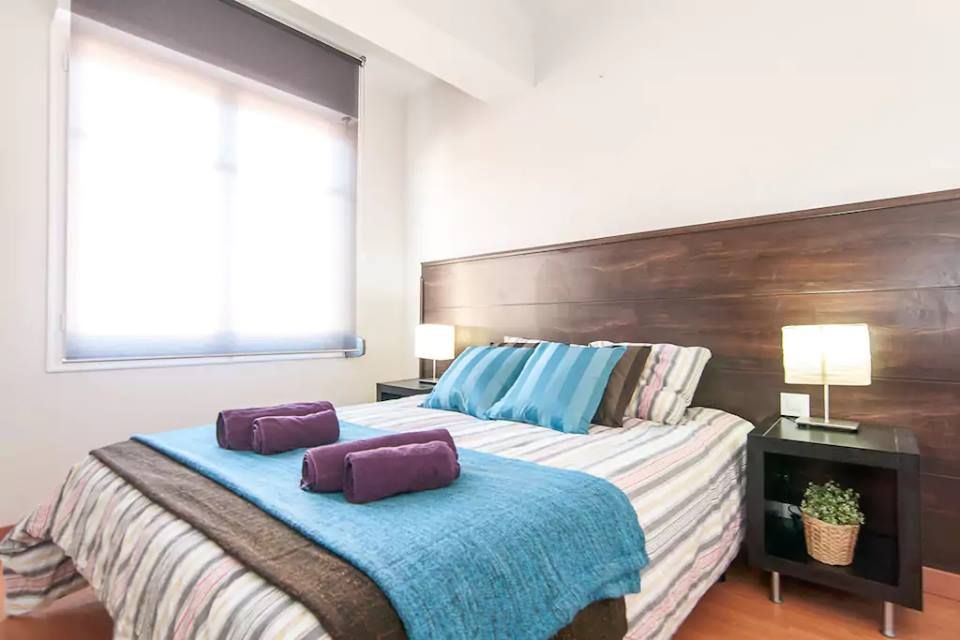 პარტამენტი ბარსელონაში- ავიაბილეთებიანად სულ რაღაც .