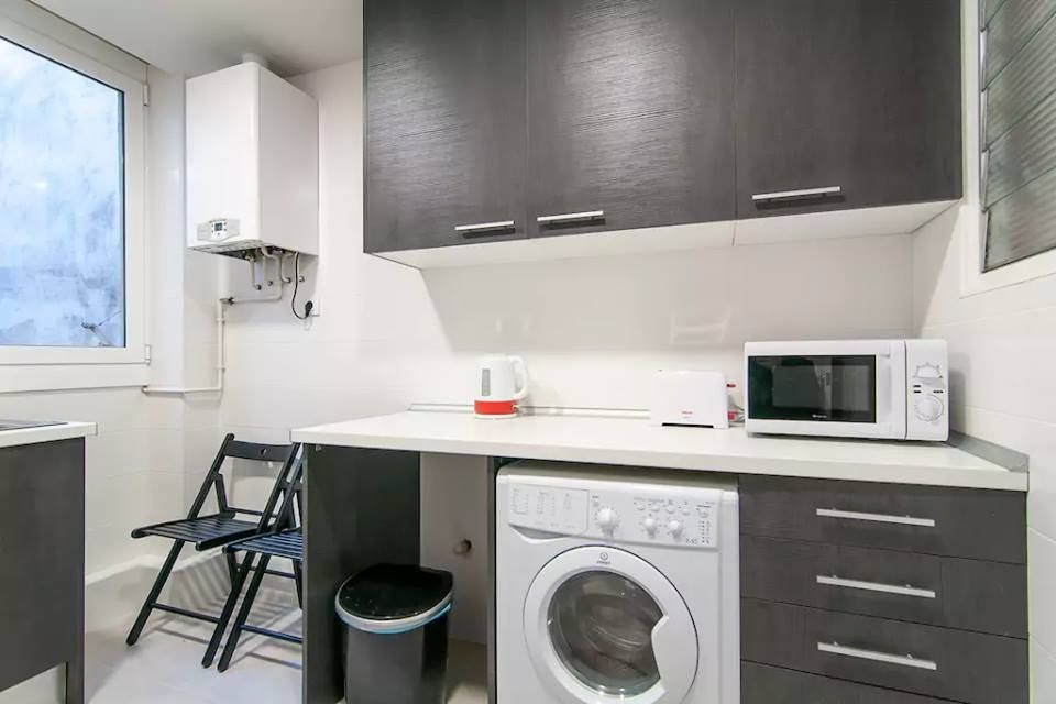 პარტამენტი ბარსელონაში- ავიაბილეთებიანად სულ რაღაც .