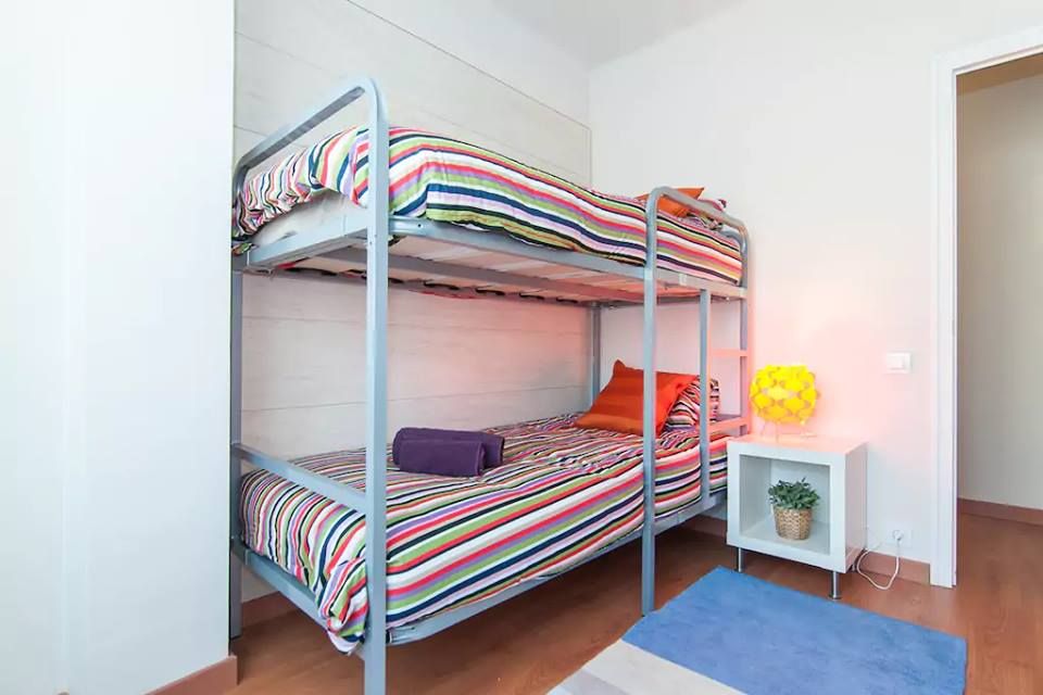 პარტამენტი ბარსელონაში- ავიაბილეთებიანად სულ რაღაც .