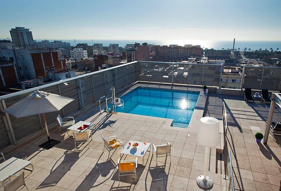 შაკირა და ბარსელონა!  სრული საგზურის ღირებულება შეადგენს .