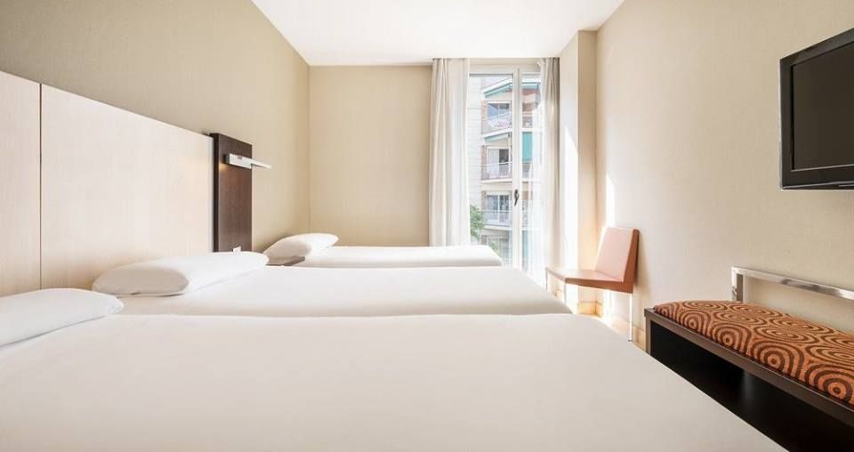 შაკირა და ბარსელონა!  სრული საგზურის ღირებულება შეადგენს .