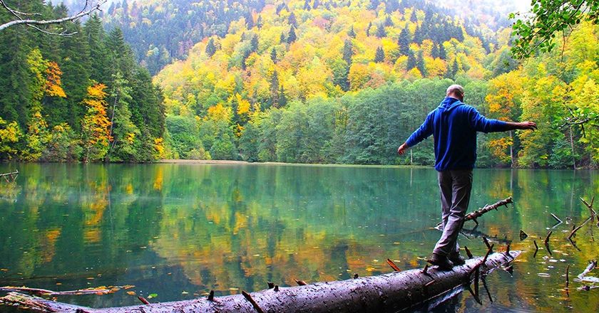 ერთდღიანი მოგზაურობა ბატეთის ტბაზე!