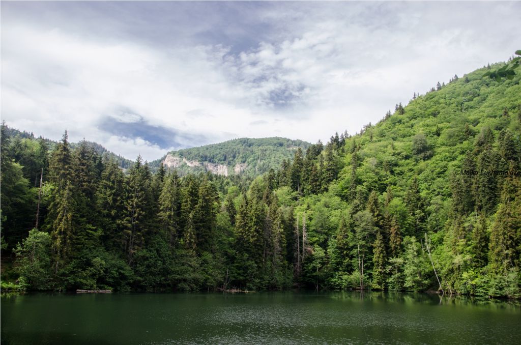 ერთდღიანი მოგზაურობა ბატეთის ტბაზე!