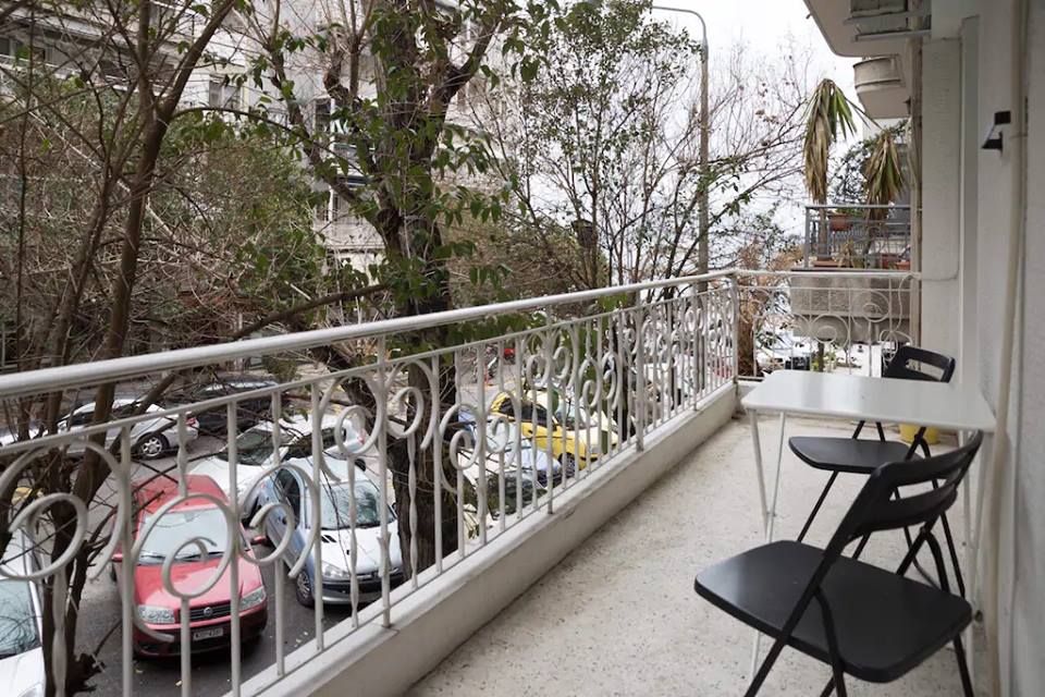 აპარტამენტი სალონიკში -ავიაბილეთებიანად სულ რაღაც !!!