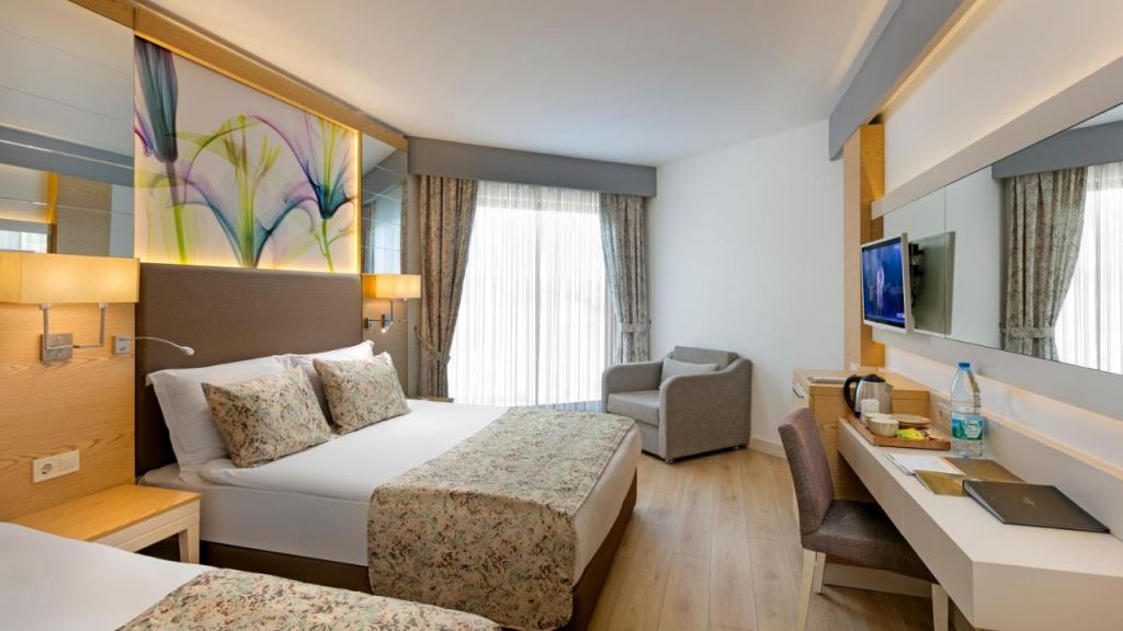 აქცია!!! თურქეთის *-იან სასტუმრო