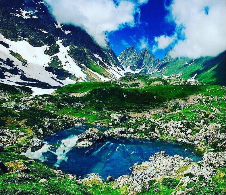 აბუდელაურის ტბები-ერთდღიანი ტური