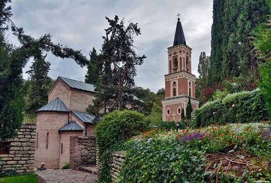 დღიანი ტური სიყვარულის ქალაქსა და ისტორიულ ბოდბეში