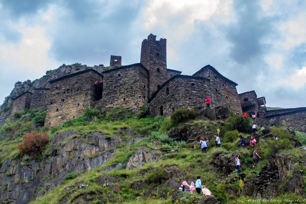 შტილი და მუცო <