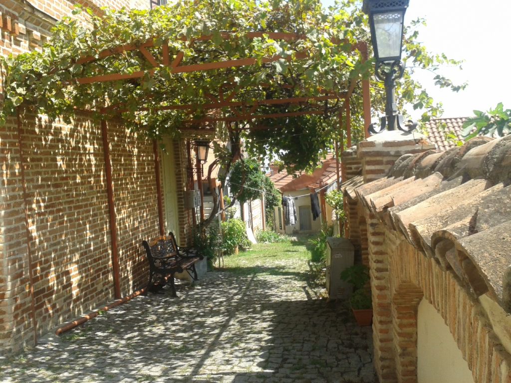 ჯვარი-მცხეთა-შიო მღვიმელის მონასტერი. -დან.