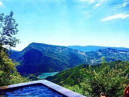 ლაილაში და სიყვარულის ჩანჩქერი