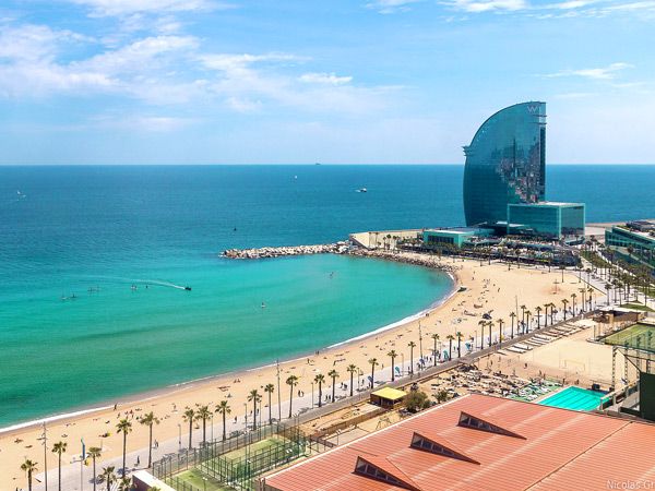 აქცია!!! დღე ბარსელონაში !!!