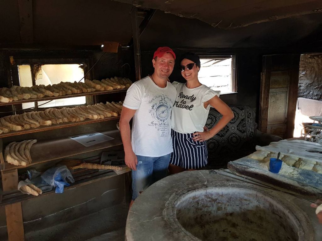 ბორჯომი- ახალციხე (რაბათის ციხესიმაგრე )- ვარძია. -ლარიდან.