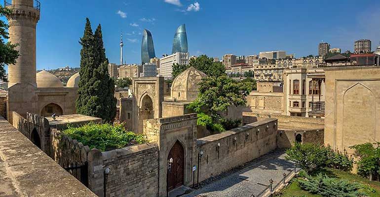 გთავაზობთ ბარხატის სეზონის გატარებას ბაქოში