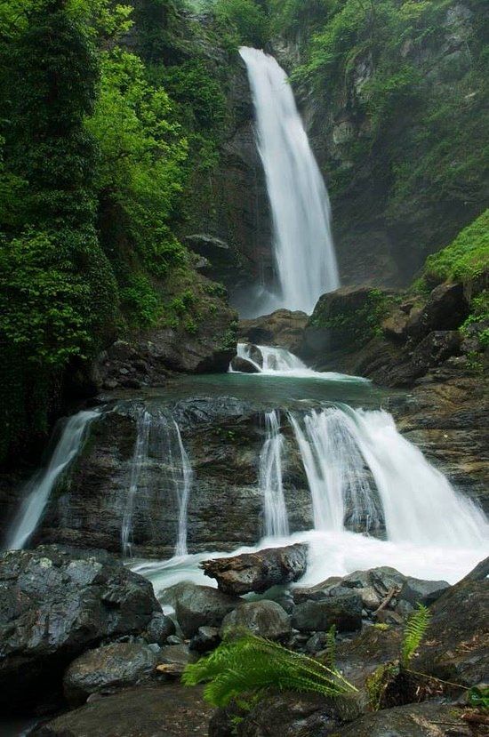 გურგენიანის ჩანჩქერი აგვისტოს