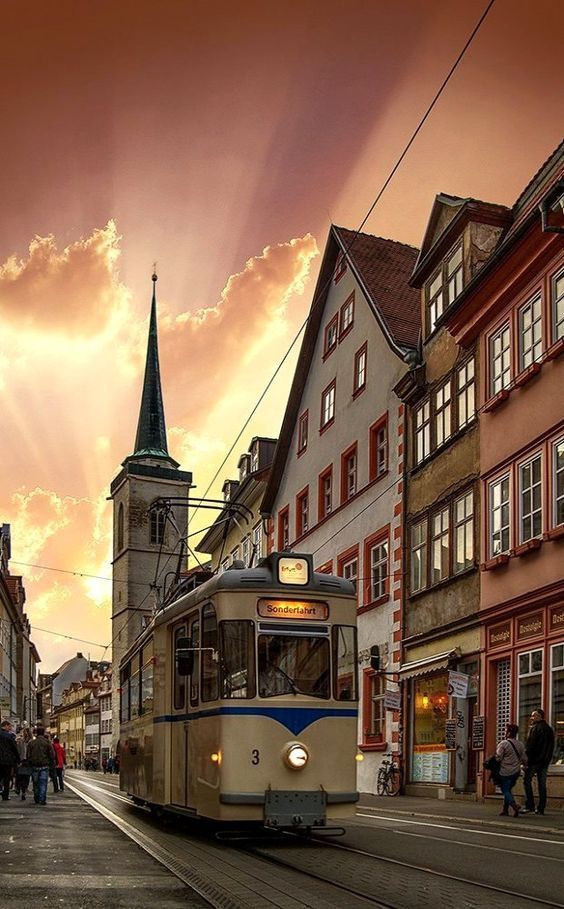 ვენა - ბუდაპეშტი - პრაღა