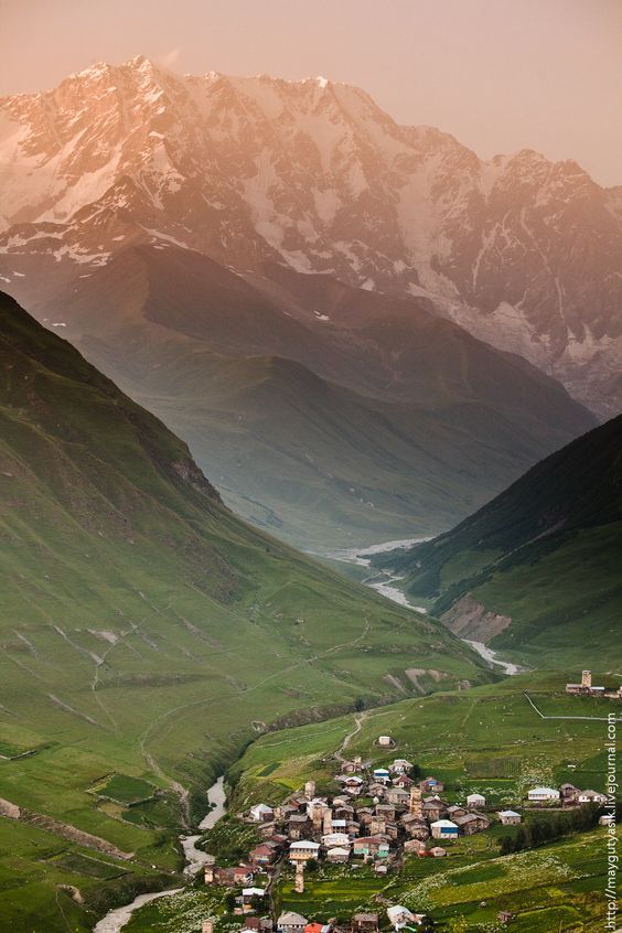 აღმოაჩინე საქართველო, გახსენი გვერდი!