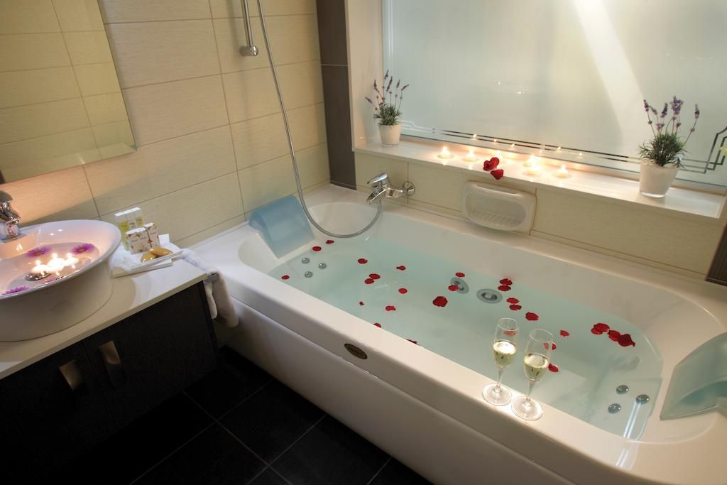 ლარნაკა - სრული საგზურის ღირებულება - > !!!