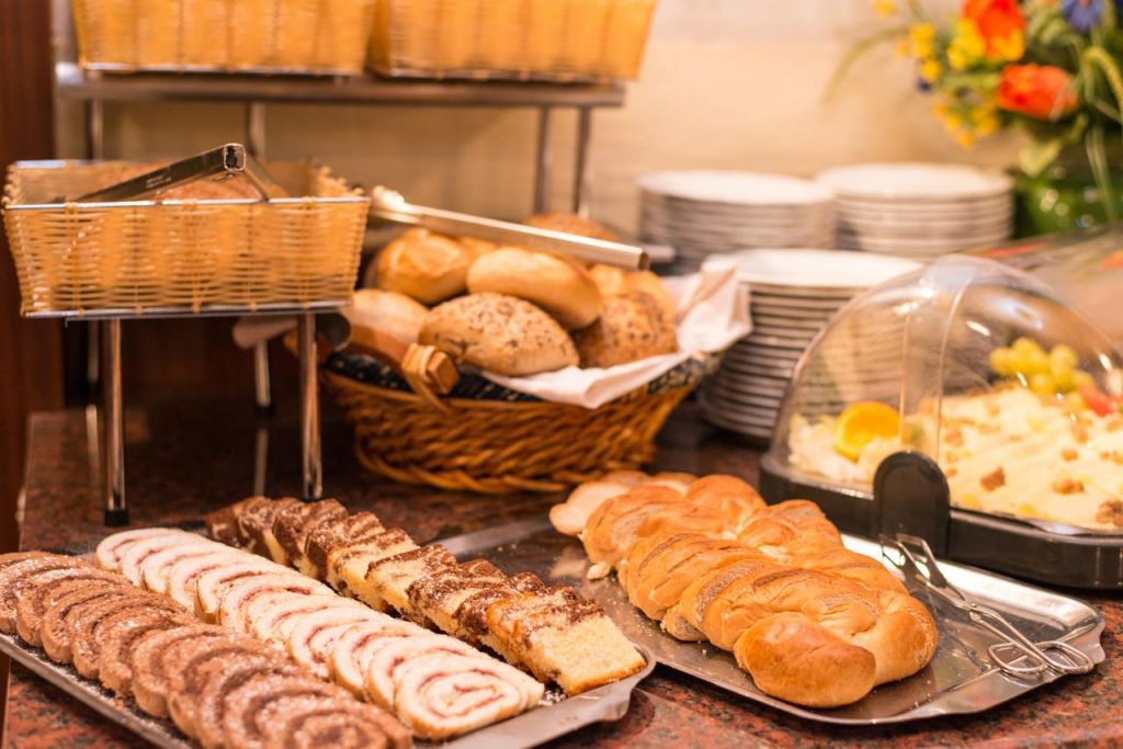 ბუდაპეშტი-ვენა!!! ყველაზე დაბალ ფასად !! არ გამოტოვოთ შანსი, მოინახულეთ ევროპის ორი ულამაზესი ქალაქი