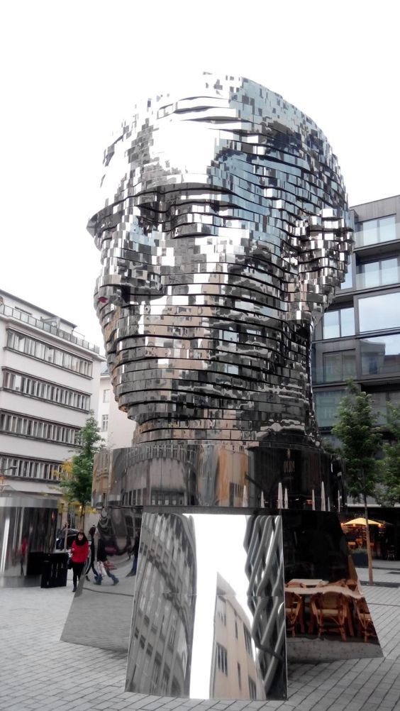 ბუდაპეშტი-ვენა-პრაღა