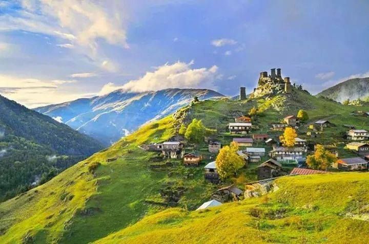 სექტემბერს "ოქროსფერი შემოდგომა" თუშეთში დღიანი ტური. ტელ: / /