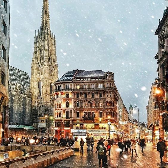 გაატარეთ წინა საშობაო დღეები ვენაში