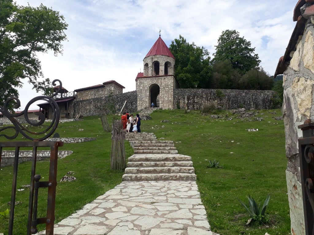 წაჩხური, წალენჯიხა, დადიანების სასახლე ზუგდიდში
