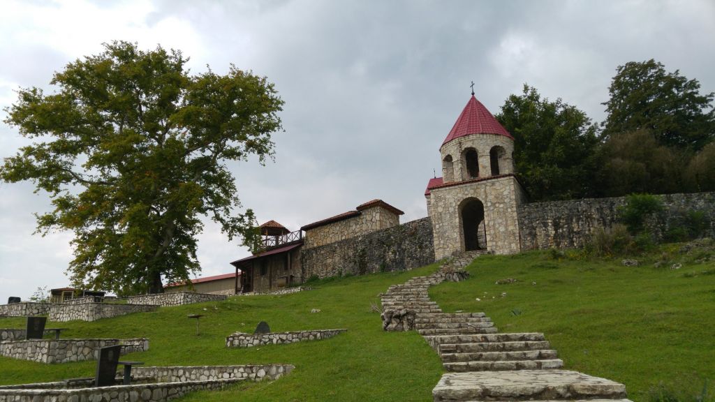 წაჩხური, წალენჯიხა, დადიანების სასახლე ზუგდიდში