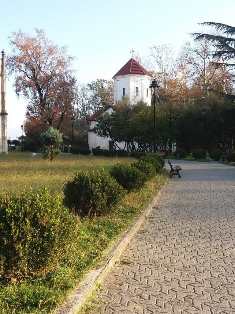 წაჩხური, წალენჯიხა, დადიანების სასახლე ზუგდიდში