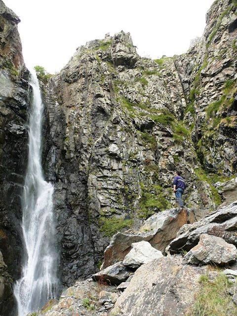 აქცია ! ყაზბეგი  ლ ! + დარიალის სიყვარულის ტბა/გველეთ ჩანჩქერი