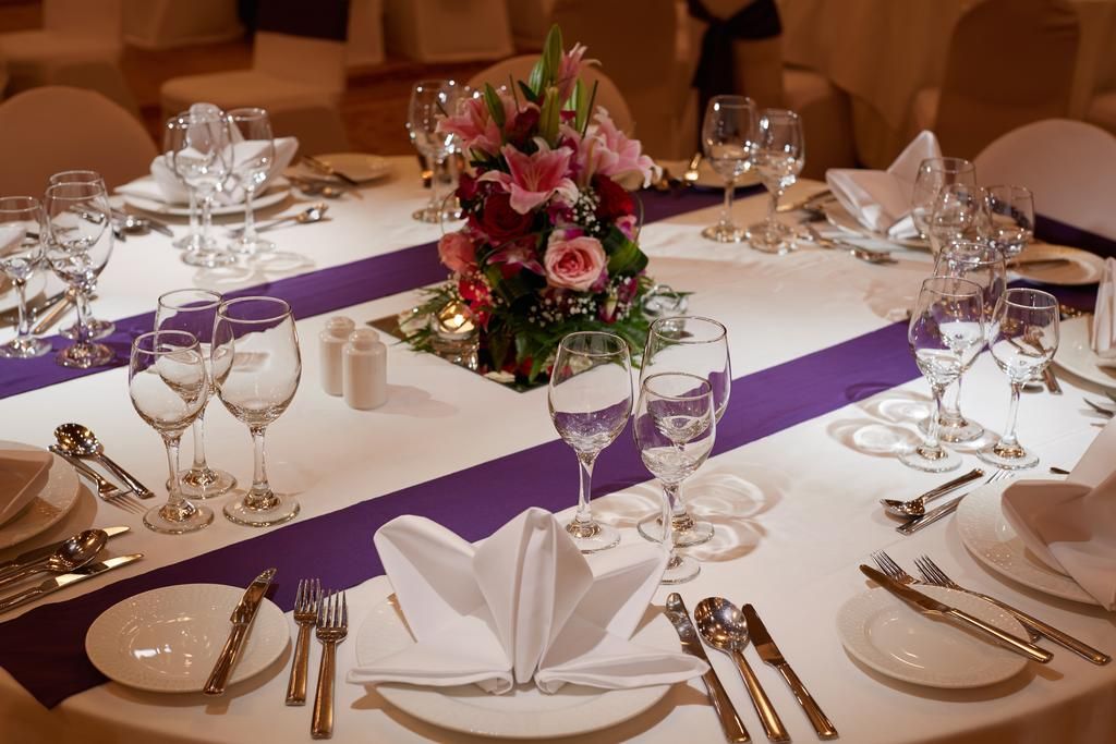 აქცია დუბაის  * სასტუმროში!  სრული  დღიანი საგზურის ღირებულება ! 