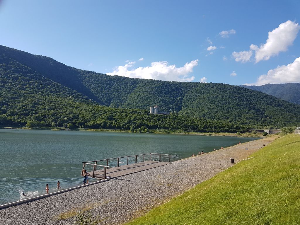 გრემი, ნეკრესი, ილიას ტბა და მუზეუმი, საჯარის ჩანჩქერი და ა.შ.