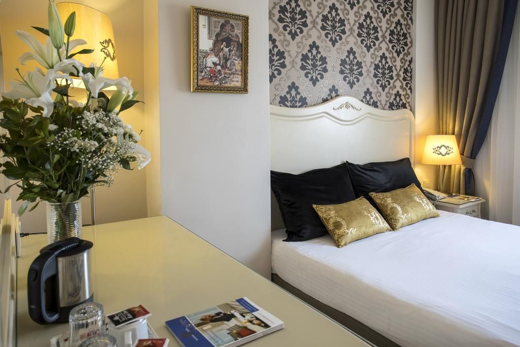 აქცია  ოქტომბრამდე - თურქეთი - სტამბოლი -!