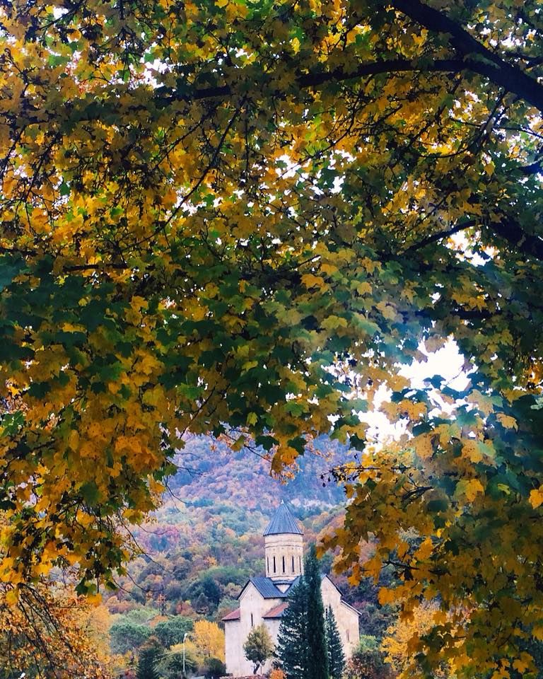 შემოდგომისფერი რაჭა   ოქტომბერს