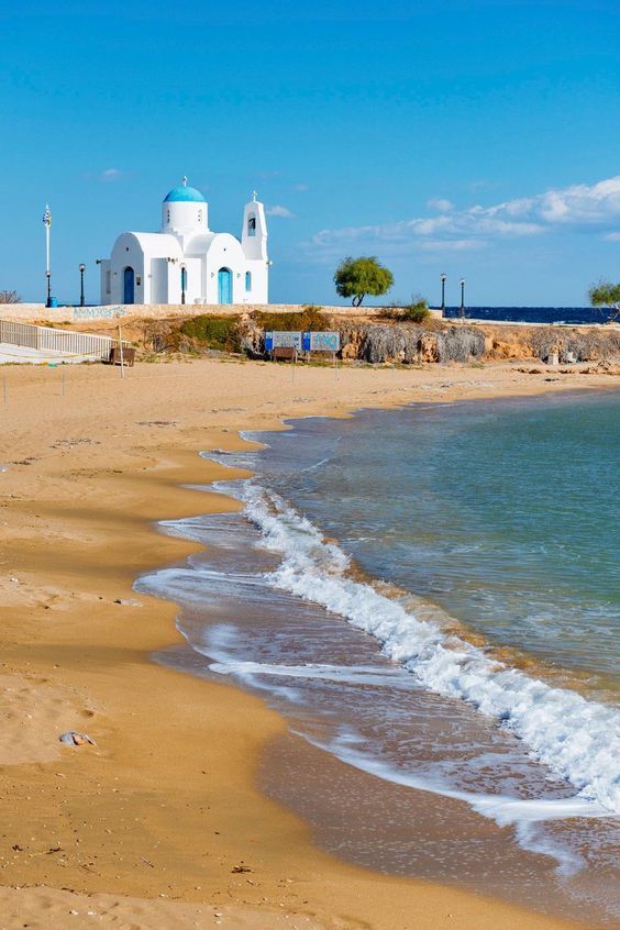 გაატარე ახალი წლის დღეები ლარნაკაში! ლარნაკა კვიპროსი - სრული საგზური !