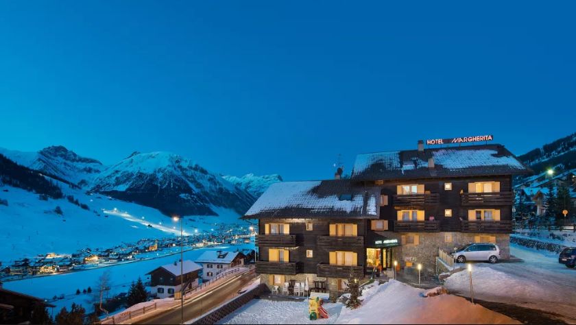 ისრიალეთ და დაისვენეთ ულამაზეს, იტალიის ალპებში. იქვე შეხვდით ახალ წელს.