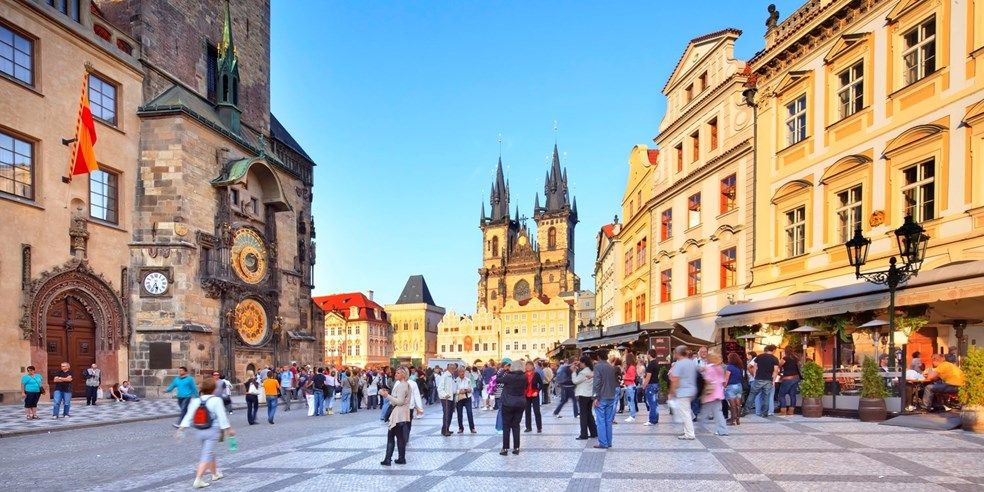 ჯგუფურ ტური ვენა -პრაღა