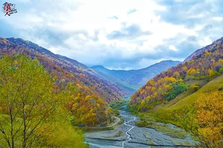 მოირონინე შემოდგომისფერი გუდამაყარი ოქტომბერს