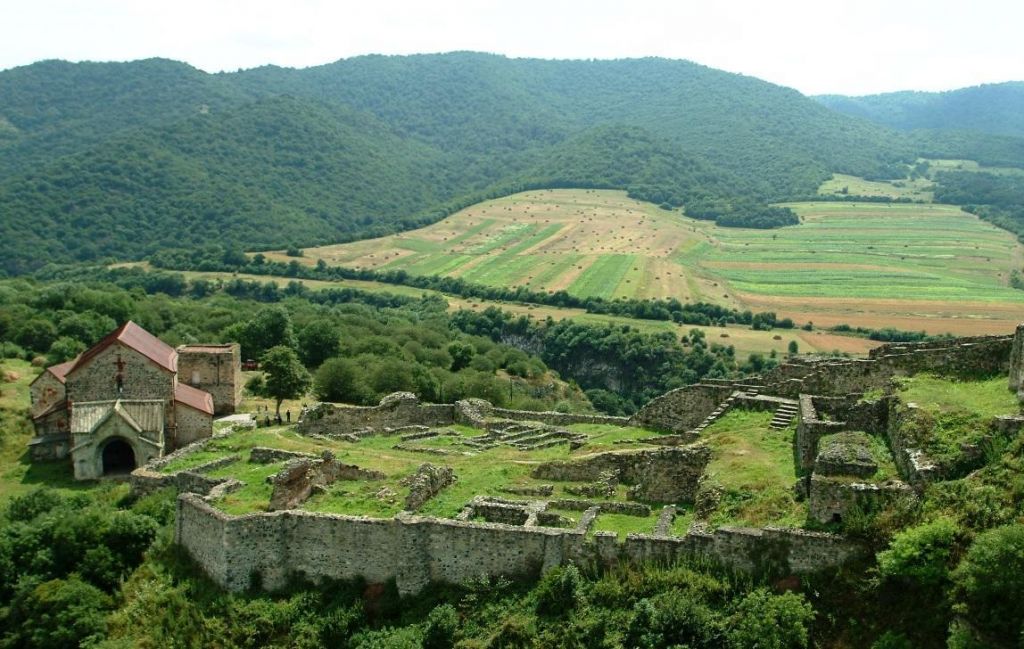 დმანისი (ზეზვა და მზია) ცურტავი, ქვეში, საკირე, ჭაპალა